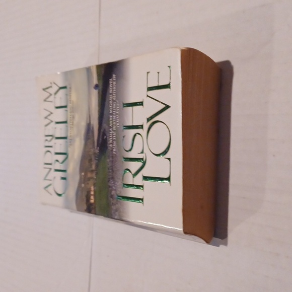 $4 Add-on "Irish Love" by Andrew M. Greeley - Paperback Novel - Picture 4 of 7